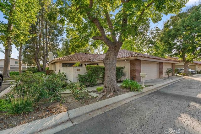 4042 Stoneriver Court, Westlake Village, CA 91362