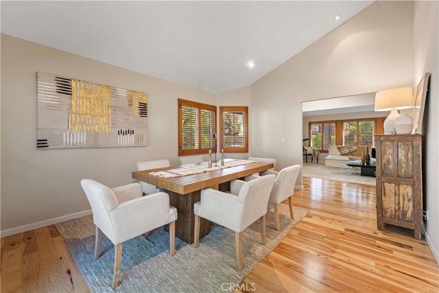 4042 Stoneriver Court, Westlake Village, CA 91362