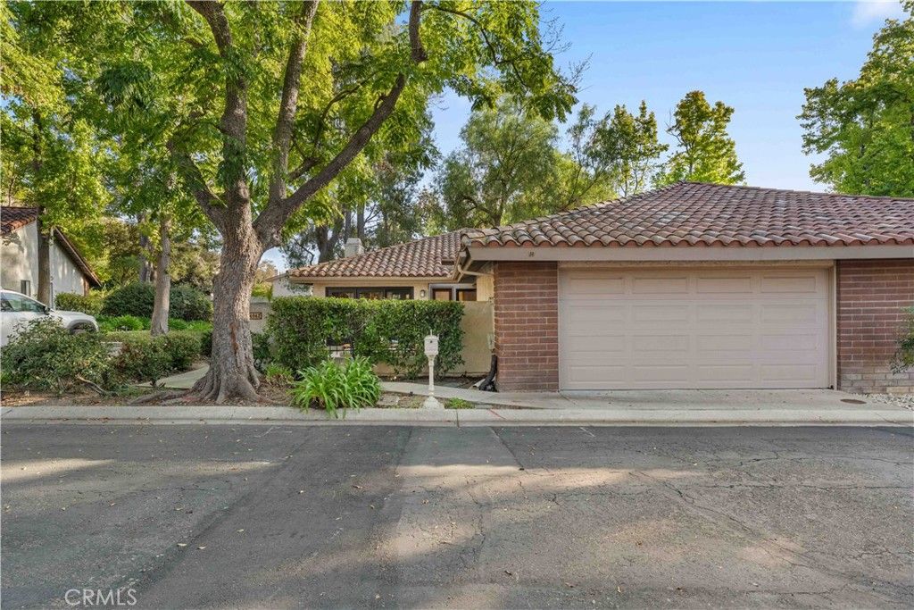 4042 Stoneriver Court, Westlake Village, CA 91362 — photo 2