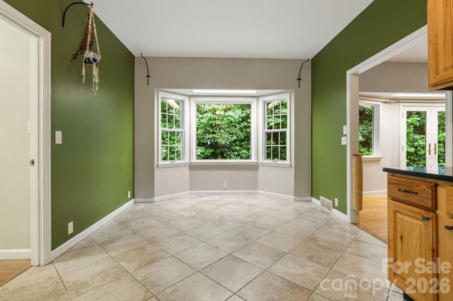 94 Paradise Cove Road, Penrose, NC 28766