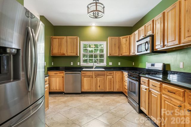 94 Paradise Cove Road, Penrose, NC 28766
