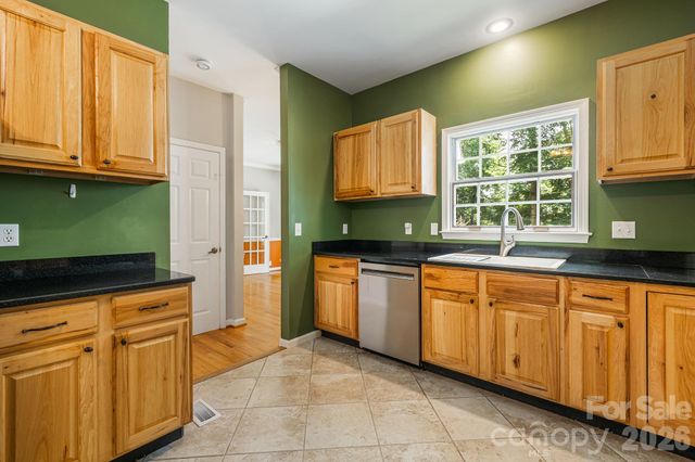 94 Paradise Cove Road, Penrose, NC 28766