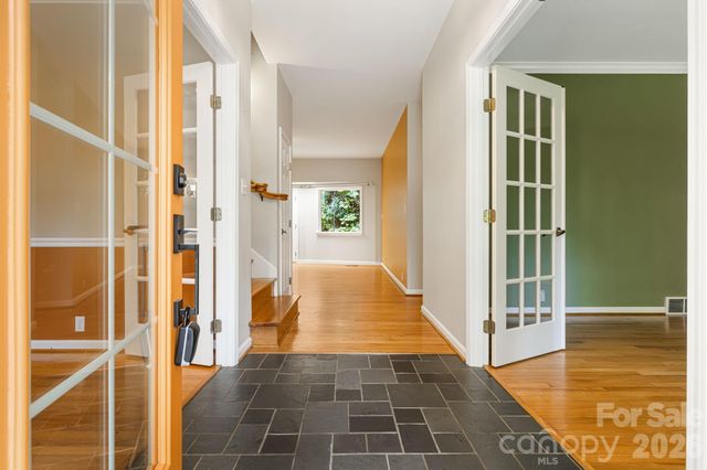 94 Paradise Cove Road, Penrose, NC 28766