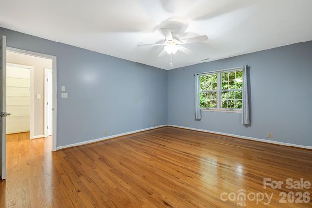 94 Paradise Cove Road, Penrose, NC 28766