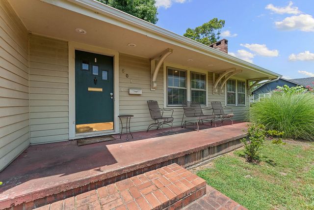 607 NW Jefferson Street, Bentonville, AR 72712