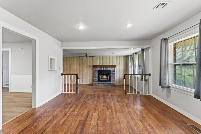 607 NW Jefferson Street, Bentonville, AR 72712
