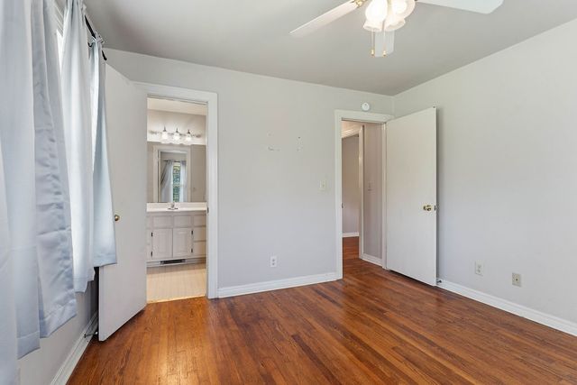 607 NW Jefferson Street, Bentonville, AR 72712