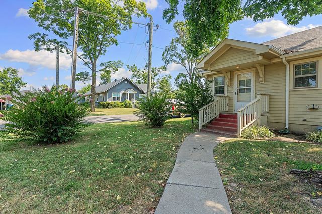 607 NW Jefferson Street, Bentonville, AR 72712