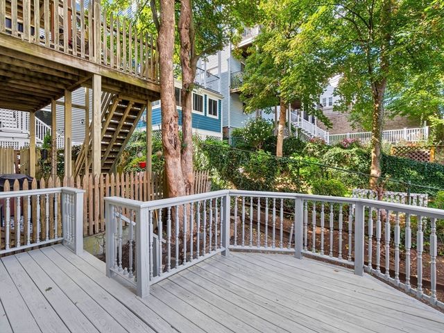 404 East 7th Street 0, Boston, MA 02127