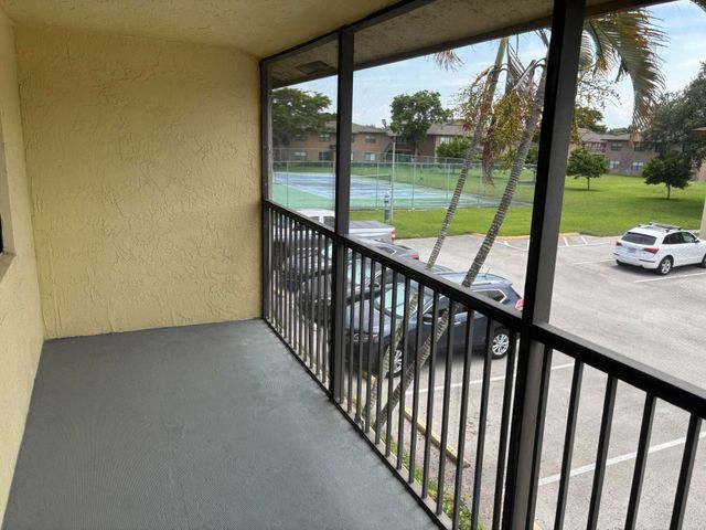 10020 WINDING LAKE Road 201, Sunrise, FL 33351