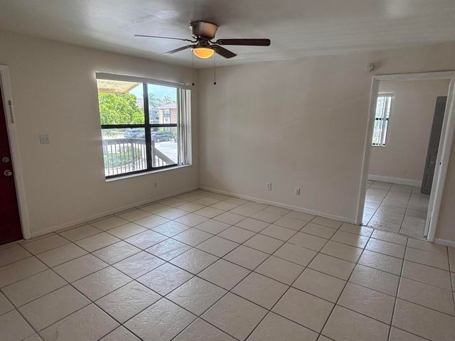 10020 WINDING LAKE Road 201, Sunrise, FL 33351