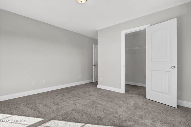 801 Calebs Creek Court, Maysville, NC 28555