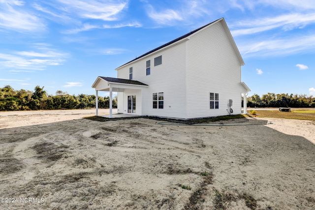 801 Calebs Creek Court, Maysville, NC 28555