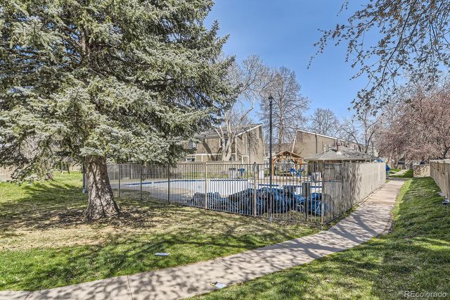 3225 S Garrison Street 9, Lakewood, CO 80227