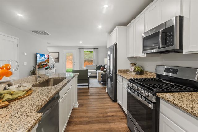 1279 Forestbrook Lane, Spartanburg, SC 29303