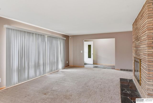 4668 Drexel Street, Omaha, NE 68117