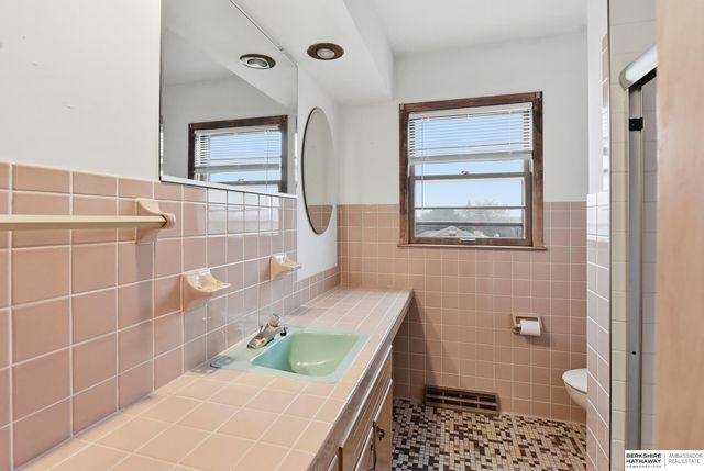 4668 Drexel Street, Omaha, NE 68117