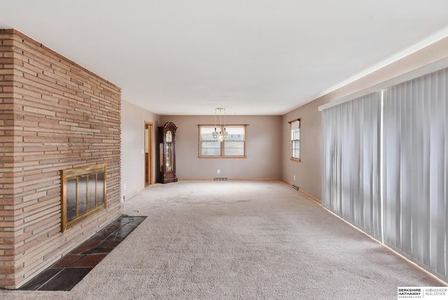 4668 Drexel Street, Omaha, NE 68117