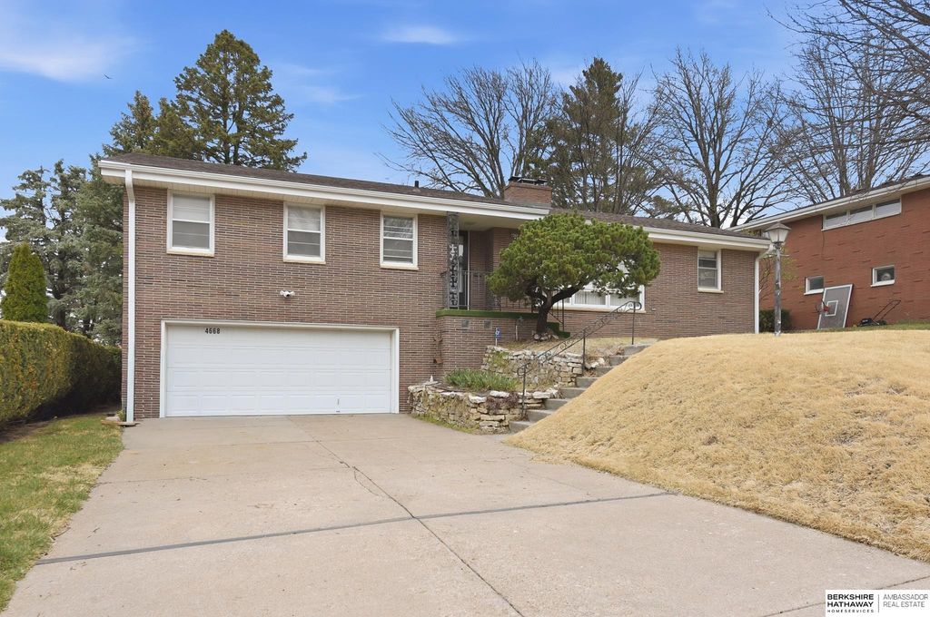 4668 Drexel Street, Omaha, NE 68117