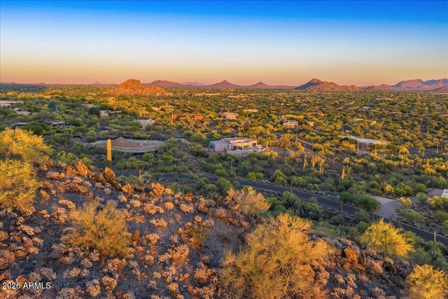 6308 E VILLA CASSANDRA Way 40, Carefree, AZ 85377