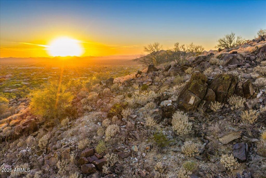 6308 E VILLA CASSANDRA Way 40, Carefree, AZ 85377