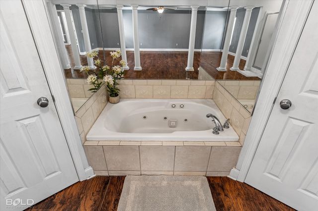 10336 Meadowview Drive, Keithville, LA 71047