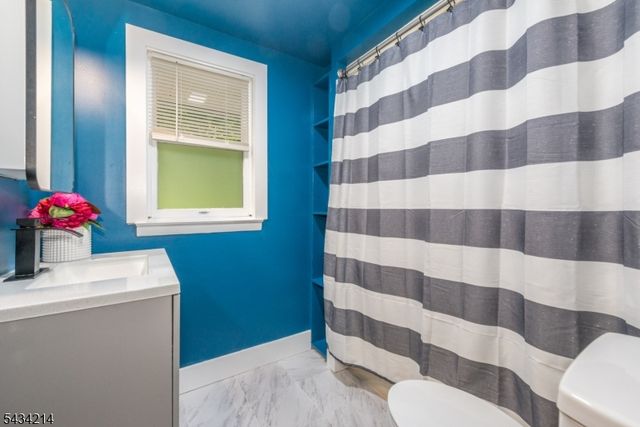 345 Rutherford Ave, Franklin Boro, NJ 07416