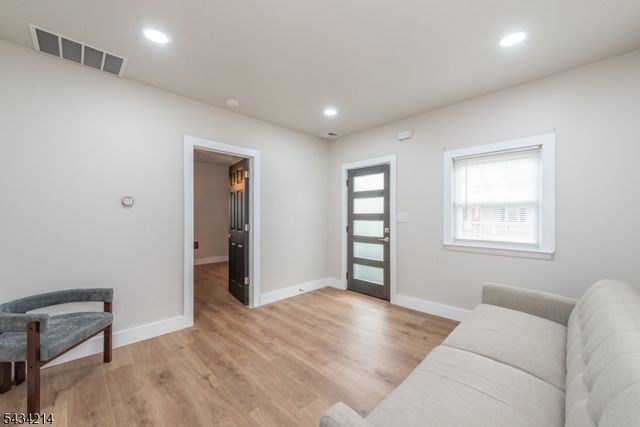 345 Rutherford Ave, Franklin Boro, NJ 07416