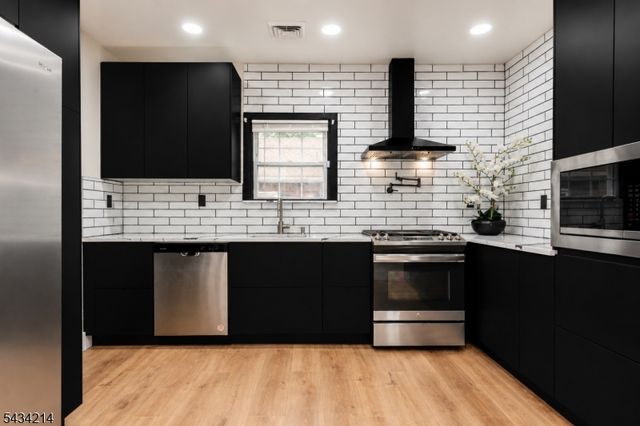 345 Rutherford Ave, Franklin Boro, NJ 07416