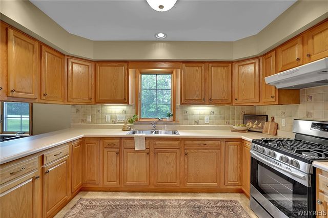 53 William Kidder Road, Lancaster, NY 14086
