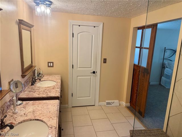 2954 Marion, Brunswick, OH 44212