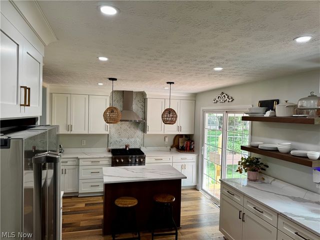 2954 Marion, Brunswick, OH 44212