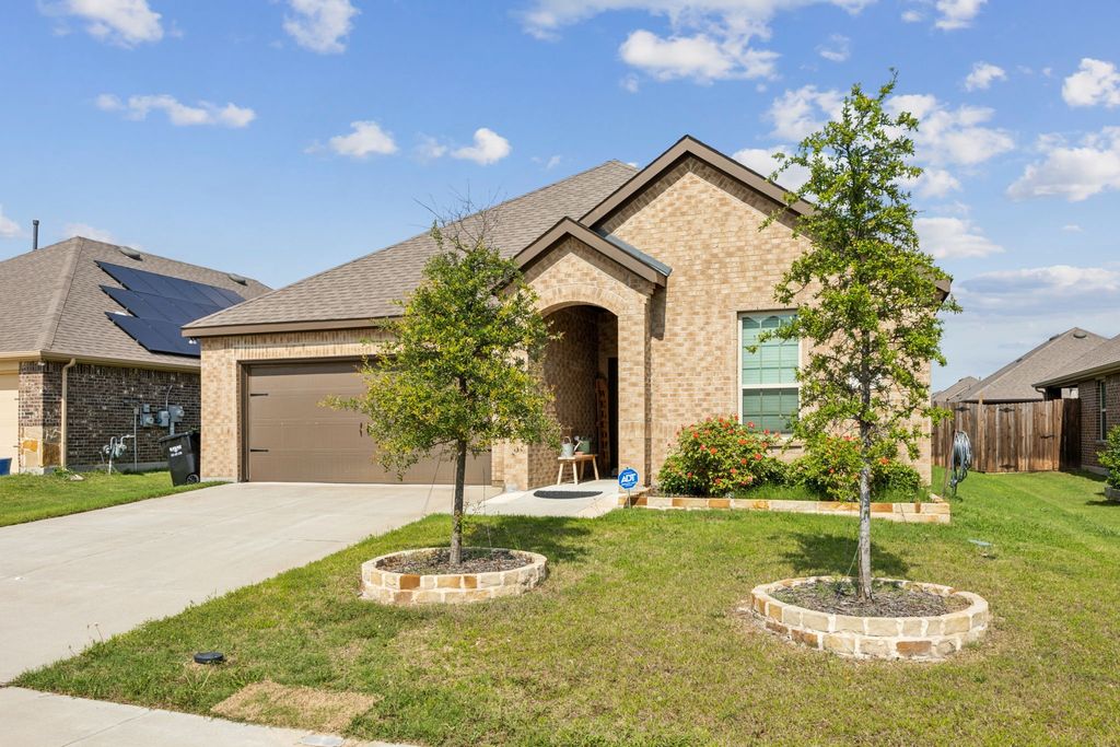 152 Whitetail Way, Caddo Mills, TX 75135