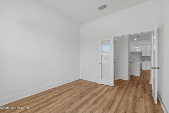 10240 MINERAL Road, Jacksonville, FL 32256