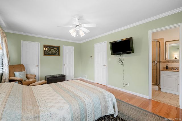 5 Oakridge Road, White Plains, NY 10607