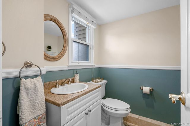 5 Oakridge Road, White Plains, NY 10607