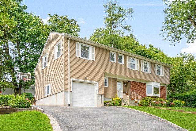 5 Oakridge Road, White Plains, NY 10607