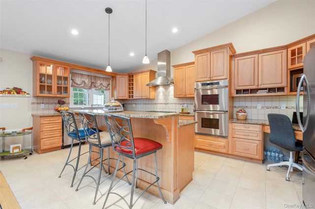 5 Oakridge Road, White Plains, NY 10607