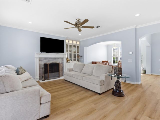 9916 Max Lane, Frisco, TX 75035