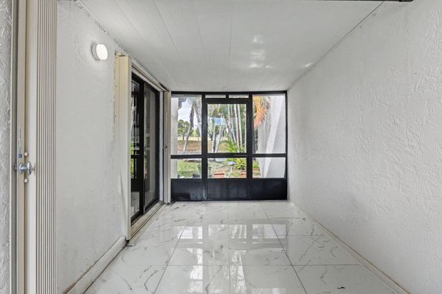 17 Columbia Court, Deerfield Beach, FL 33442