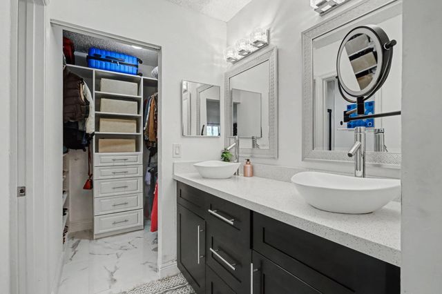 17 Columbia Court, Deerfield Beach, FL 33442