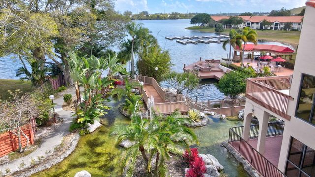 17 Columbia Court, Deerfield Beach, FL 33442