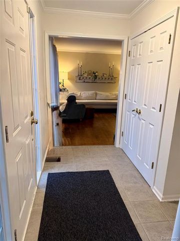 3761 Acadia Drive, Lake Orion, MI 48360