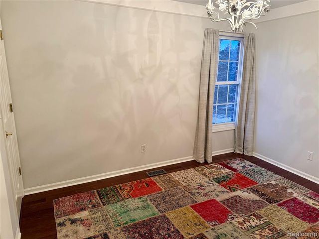 3761 Acadia Drive, Lake Orion, MI 48360