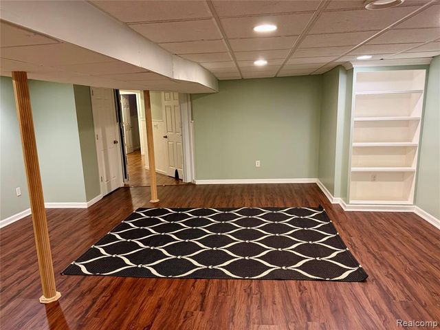 3761 Acadia Drive, Lake Orion, MI 48360