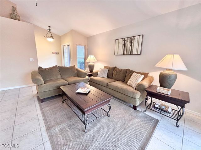 14850 Paradigm CT, Fort Myers, FL 33919