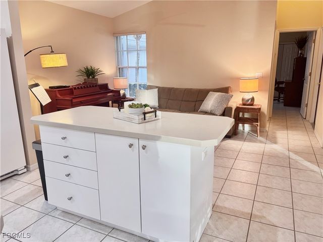 14850 Paradigm CT, Fort Myers, FL 33919