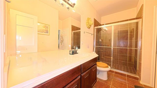 1823 Kemah Village Drive, Kemah, TX 77565