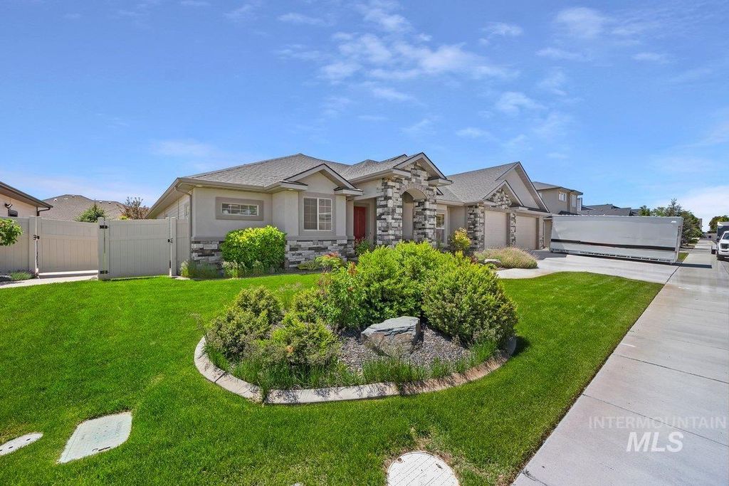 2433 Blick, Twin Falls, ID 83301