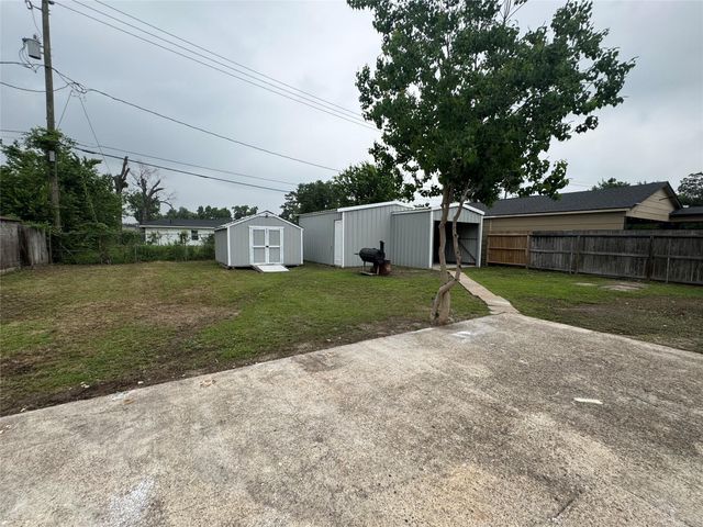 13307 Joliet Street, Houston, TX 77015